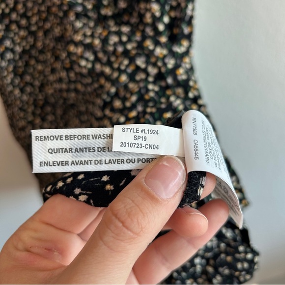 Madewell Button-Wrap Dress in Playground Posies Size Small - Picture 6 of 7